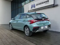 Neu Hyundai i20 Trend 101 PS (74 kW) 2026 Grün Kleinwagen