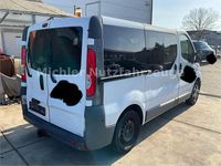 Gebraucht Opel Vivaro 114 PS (83 kW) 2013 Weiß Van / Kleinbus