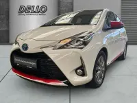Gebraucht Toyota Yaris Hybrid Basis 101 PS (74 kW) 2017 Weiß Limousine