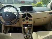 Second-hand Renault Modus 110 CP (80 kW) 2006 Verde Monovolum