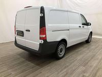 Gebraucht Mercedes e-Vito 85 kW (116 PS) 2023 Arktikweiß Van / Kleinbus