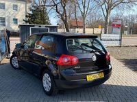 Gebraucht VW Golf V 75 PS (55 kW) 2003 Schwarz Kleinwagen