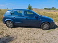 Gebraucht Opel Astra 115 PS (84 kW) 2008 Blau Limousine