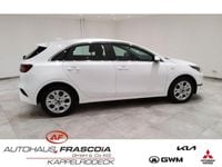 Używany Kia Ceed Vision 140 KM (102 kW) 2025 Biały Hatchback