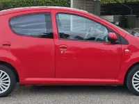Gebraucht Citroën C1 SELECTION 68 PS (50 kW) 2011 Zu lackieren rot 3p0/deckende Kleinwagen