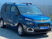 Gebraucht Citroën Berlingo 131 PS (96 kW) 2020 Blau Van / Kleinbus