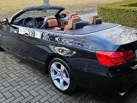 Gebraucht BMW 318 Cabriolet 143 PS (105 kW) 2012 Schwarz Cabrio