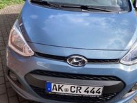 Gebraucht Hyundai i10 Classic 67 PS (49 kW) 2015 Blau Kleinwagen