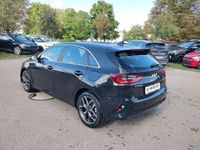 Neu Kia Ceed Spirit 140 PS (102 kW) 2025 Schwarz Kleinwagen