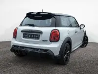 Gebraucht Mini John Cooper Works 136 PS (100 kW) 2023 Weiß Kleinwagen