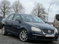Gebraucht VW Jetta Sportline 150 PS (110 kW) 2006 Blau Limousine