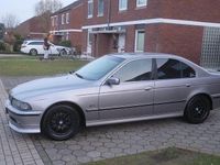 Gebraucht BMW 523 170 PS (125 kW) 1999 Silber Limousine