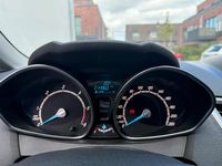 Gebraucht Ford Fiesta SYNC Edition 95 PS (69 kW) 2015 Silber Limousine