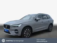 Używany Volvo XC60 Core 250 KM (183 kW) 2024 Szary SUV