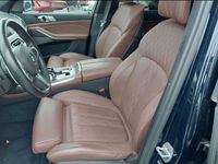 gebraucht BMW X7 M50d 7Sitzer Soft-Close Sky Lounge Individual