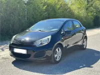 Second-hand Kia Rio 86 CP (63 kW) 2013 Negru Berlinǎ