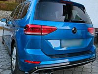 Gebraucht VW Touran Highline 190 PS (139 kW) 2020 Blau Van / Kleinbus