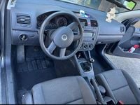 Second-hand VW Golf V 75 CP (55 kW) 2007 Gri Hatchback