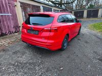 Gebraucht Ford Focus ST-Line 140 PS (102 kW) 2017 Rot Kombi