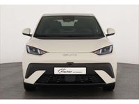 Gebraucht BYD Dolphin Surf Comfort 114 kW (156 PS) 2025 Weiß Kleinwagen