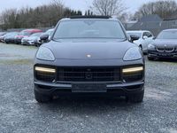 Gebraucht Porsche Cayenne Turbo Chrono 549 PS (403 kW) 2018 Schwarz SUV
