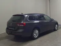 Gebraucht VW Passat Business 150 PS (110 kW) 2023 Mangangrau metallic Kombi