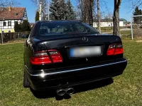 Second-hand Mercedes E320 224 CP (164 kW) 2001 Negru Berlinǎ