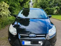 Gebraucht Ford Focus 125 PS (91 kW) 2014 Schwarz Kombi