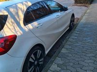Gebraucht Mercedes A200 136 PS (100 kW) 2016 Weiß Kleinwagen
