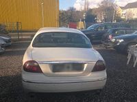 Gebraucht Jaguar XJ6 209 PS (153 kW) 2008 Weiß Limousine