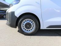 Neu Opel Vivaro 120 PS (88 kW) 2025 Kaolin weiß Van / Kleinbus