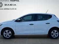 Neu Dacia Sandero Essentiel 67 PS (49 kW) 2026 Weiß Limousine