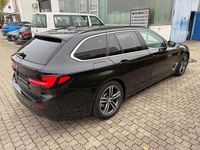 Gebraucht BMW 520 Performance 190 PS (139 kW) 2023 Schwarz Kombi