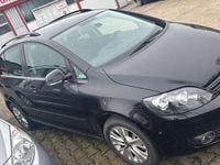 Gebraucht VW Golf VI Team 122 PS (89 kW) 2010 Deep black perleffekt Kleinwagen