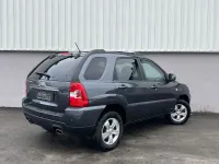 Gebraucht Kia Sportage 141 PS (103 kW) 2010 Grau SUV