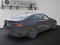 Gebraucht BMW 740 M Sport 320 PS (235 kW) 2021 Saphirschwarz metallic Limousine