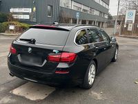 Gebraucht BMW 520 184 PS (135 kW) 2013 Schwarz Kombi