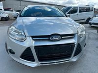 Second-hand Ford Focus 100 CP (73 kW) 2012 Argintiu Berlinǎ