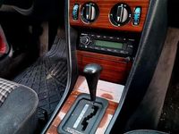 Second-hand Mercedes E250 113 CP (83 kW) 1994 Roșu Berlinǎ