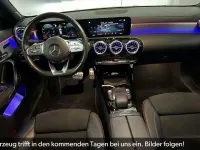 Gebraucht Mercedes CLA250 AMG line 160 PS (117 kW) 2021 Sonnengelb Limousine