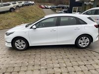 Gebraucht Kia Ceed Edition 7 120 PS (88 kW) 2023 Weiß Kleinwagen