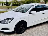 Gebraucht Opel Astra GTC Selection 90 PS (66 kW) 2009 Weiß Limousine