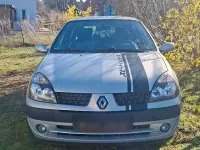 Gebraucht Renault Clio II 98 PS (72 kW) 2001 Silber Kleinwagen