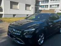 Gebraucht Mercedes GLA200 Urban 156 PS (114 kW) 2018 Schwarz SUV