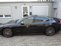 Gebraucht Porsche Panamera Turbo 549 PS (403 kW) 2018 Tiefschwarz Limousine