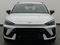 Neu Cupra Leon 204 PS (150 kW) 2025 Glacier white metallic Kombi