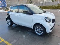 Gebraucht Smart ForFour Passion 71 PS (52 kW) 2019 Karosserie in white Kleinwagen