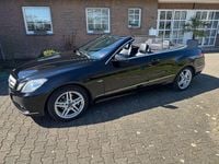 Gebraucht Mercedes E200 AMG 184 PS (135 kW) 2010 Schwarz Cabrio