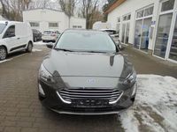 Gebraucht Ford Focus Cool & Connect 125 PS (91 kW) 2022 Grau Limousine
