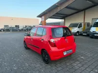 Gebraucht Hyundai i10 69 PS (50 kW) 2013 Rot Kleinwagen